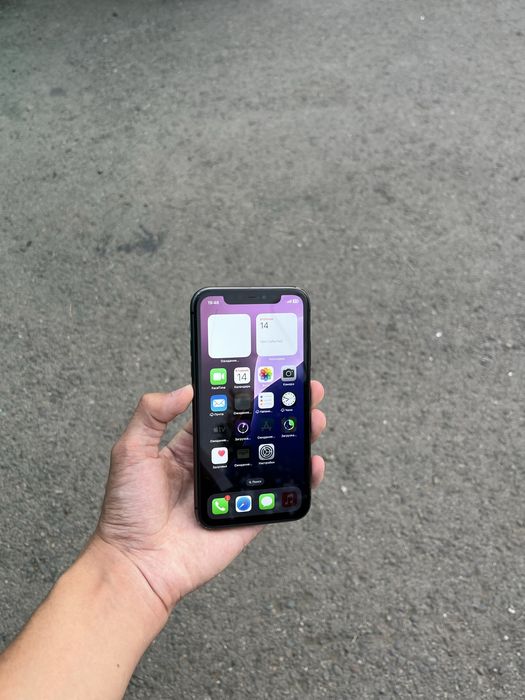 Продам срочно iPhone 11 64GB