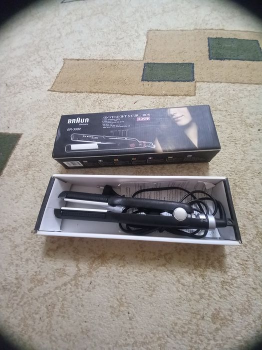 Утюжок-выпрямитель волос