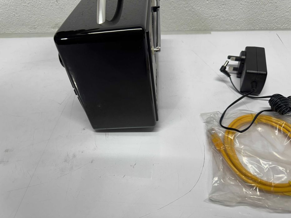 Радио - Roberts Stream 83i