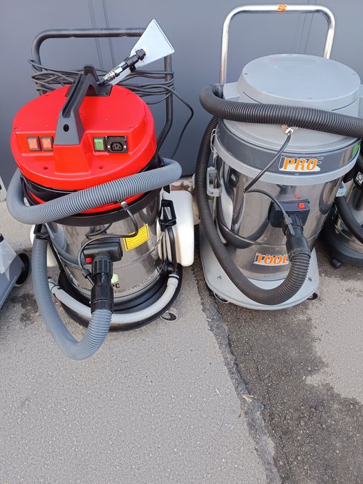 Професионална перяща прахосмукачка