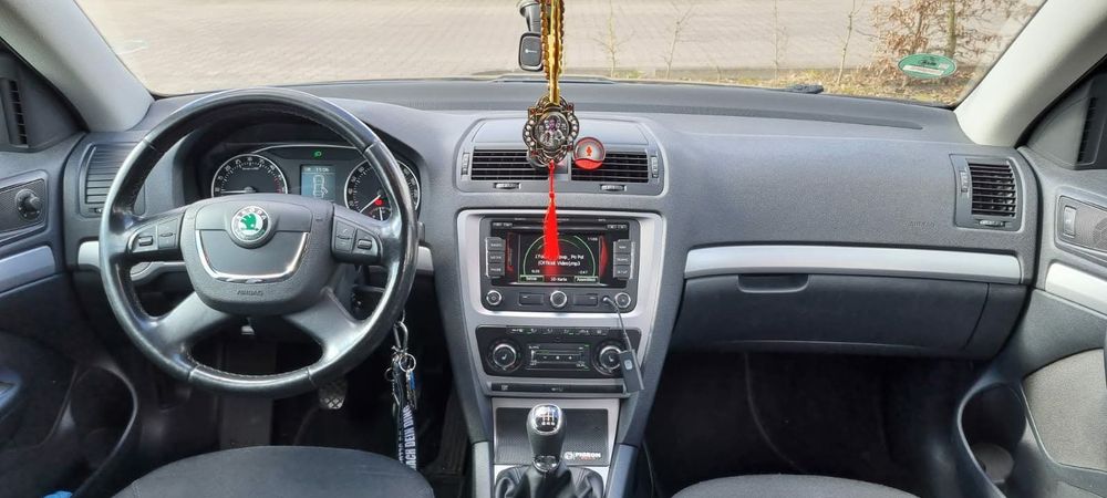 Vând mașină cu numere Germane