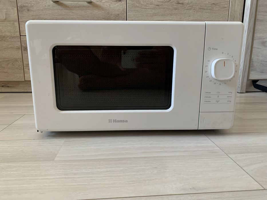 Микроволновка hansa