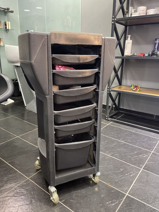 Продам парикмахерский помощник