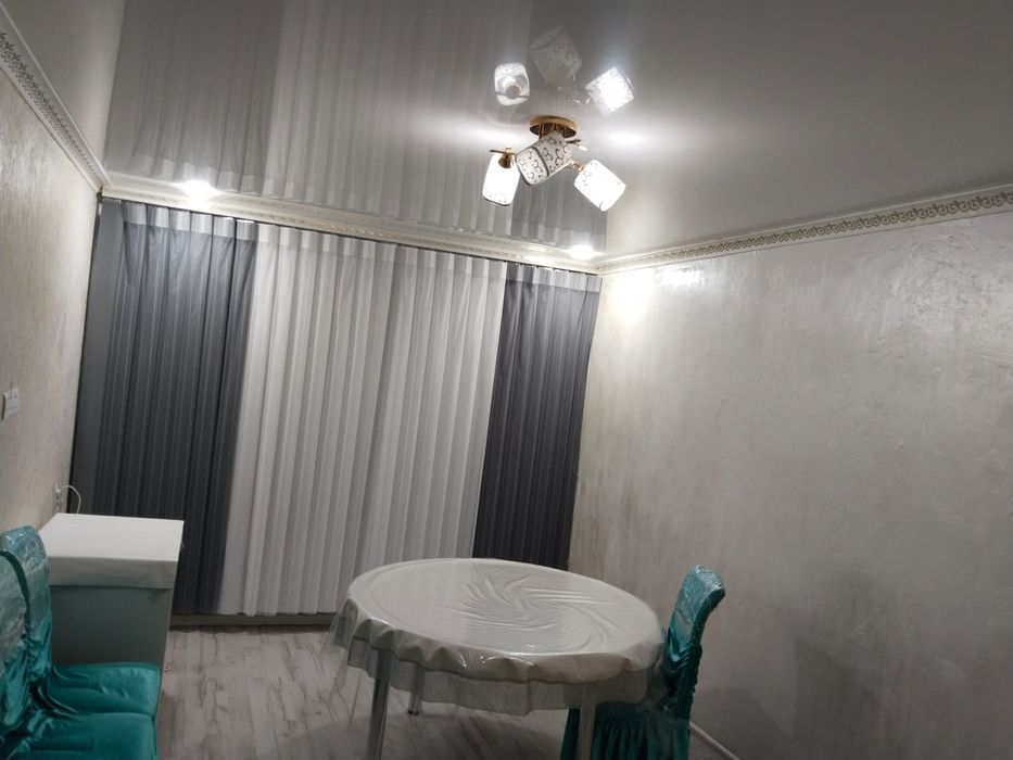 Продам квартиру 3 комнатную