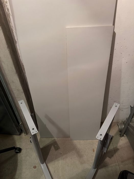 Офис бюро - в отлично състояние