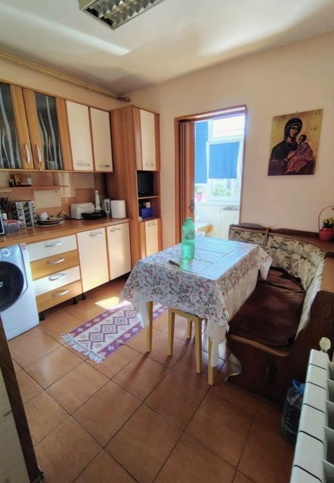Apartament 3 camere navodai