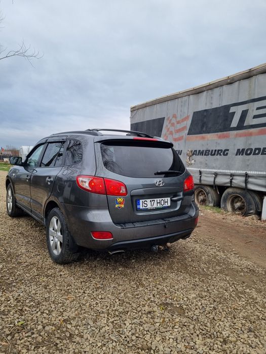Vând Hyundai Santa fe  .