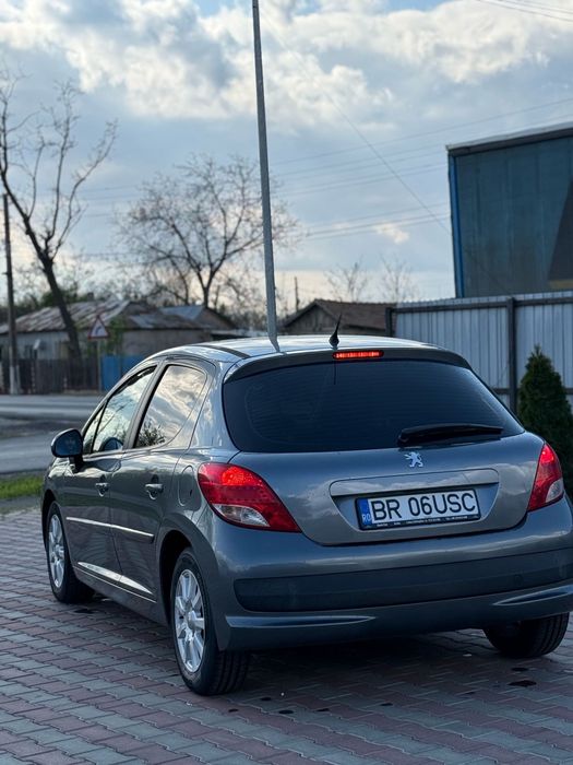 Peugeot 207 2011 diesel, 2.900 € — imagine 4