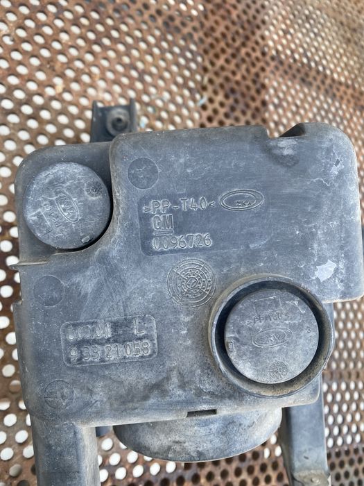 Ляв халоген за опел мерива а