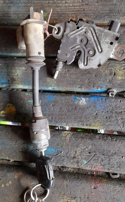 Broasca/ Sistem deschide/inchidere capota Ford C-Max
