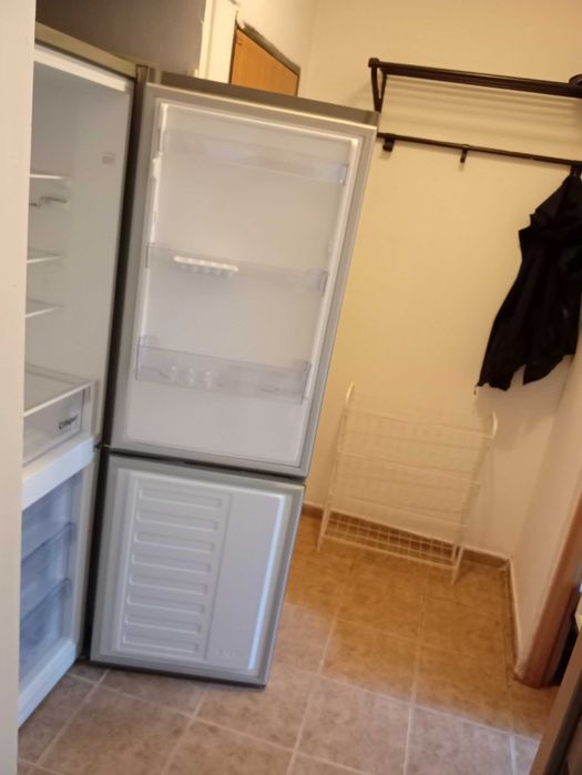 Titan 3 camere de inchiriat