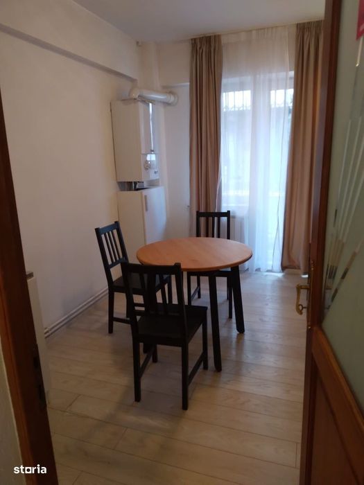Apartament 4 camere-119mp, pretabil birouri sau activitate comerciala
