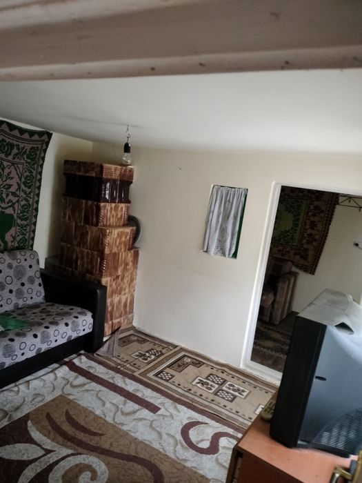Vand casa 4 camere
