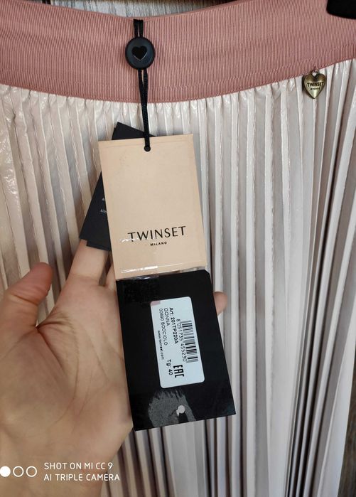 Twinset уникална нова с етикет розова пола солей еко кожа