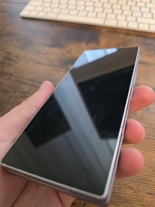 Samsung Z Fold 6