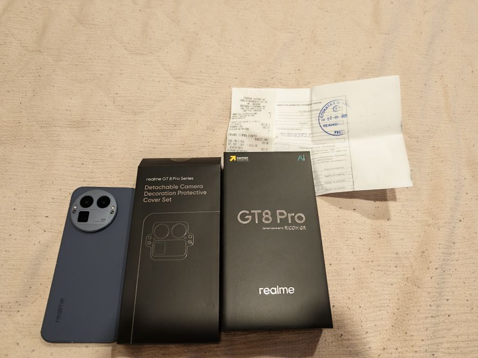 Продавам Realme GT8 Pro (16GB/512GB) – Като нов, с оставаща гаранция