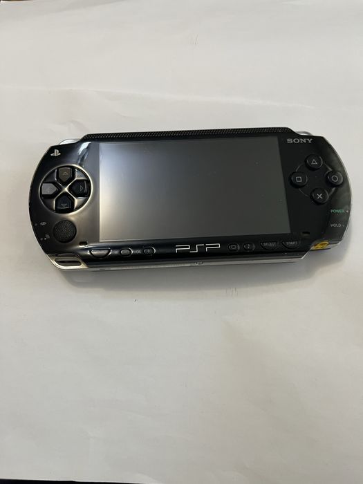 PSP 1000 consola Sony portabila ,functional,modat,editie Japan,sigilat