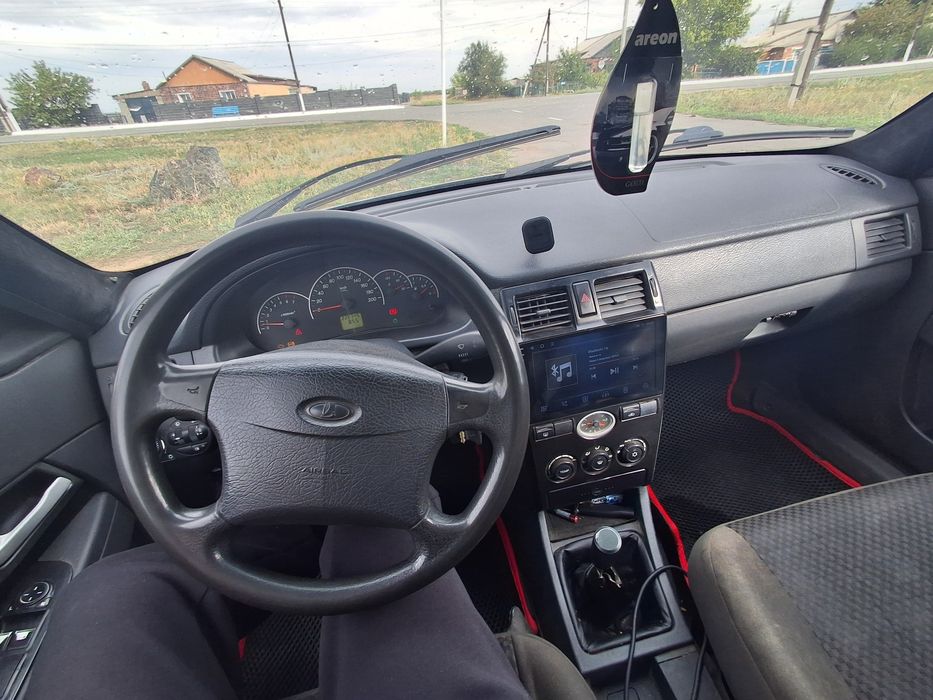 Продам приору 12 год