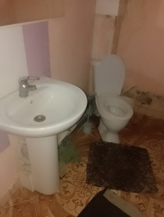 Продам пластиковые окна радиаторы двери