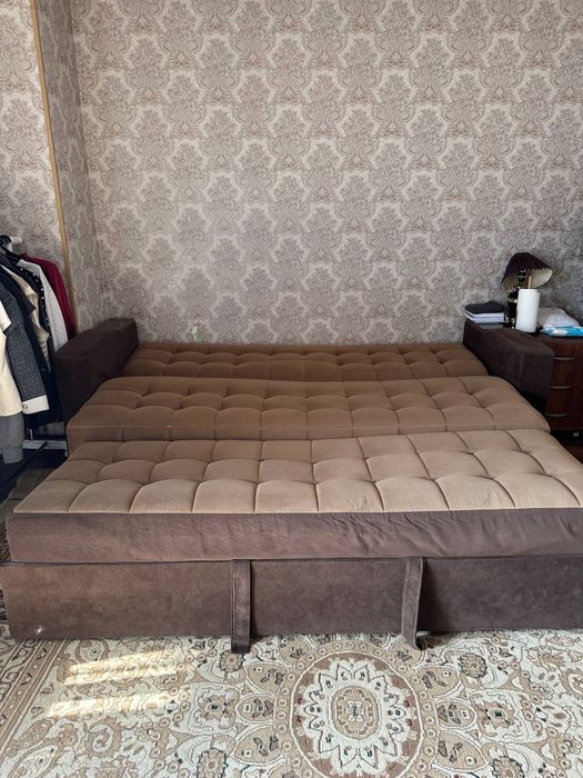 Продается диван с креслами
