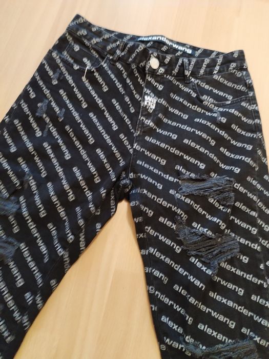 Дамски черни дънки