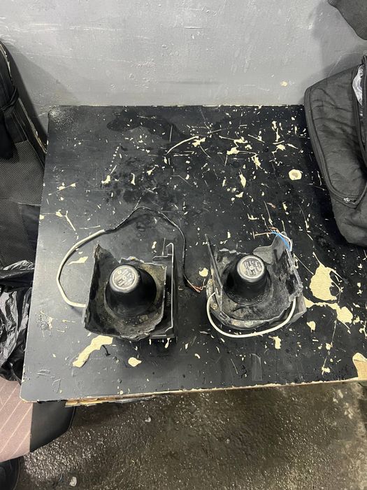 Sirena 2ta karneli qora