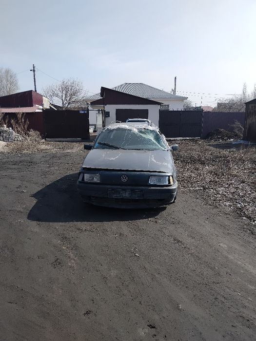 Продаю пассат по запчастям