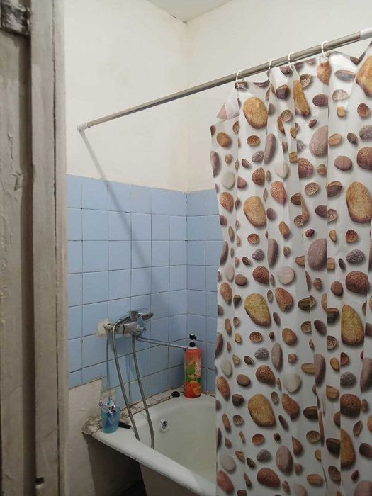 Продаю квартиру.ЮНУСАБАД 10 2\2\9 Дока Хлеб