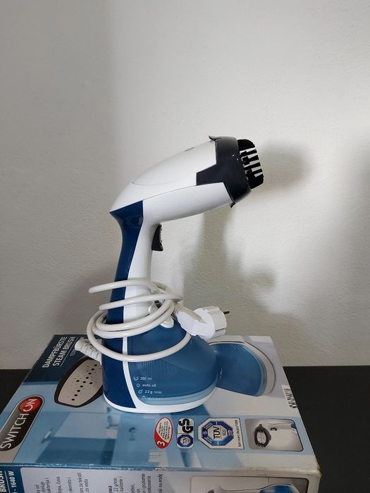 Aparat vertical de calcat cu aburi