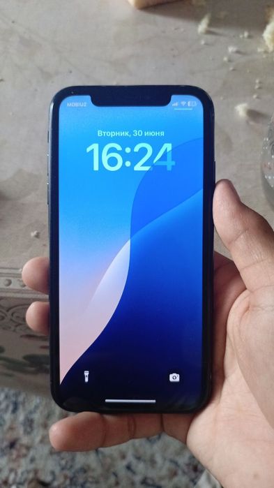 iPhone xr sotiladi