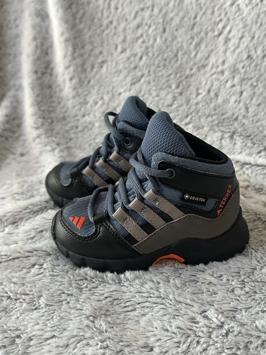 Детски зимни боти Adidas Terrex