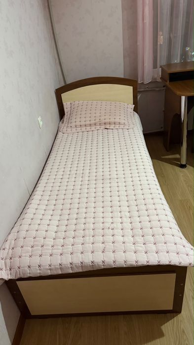 Односпальная кровать + матрас + плед