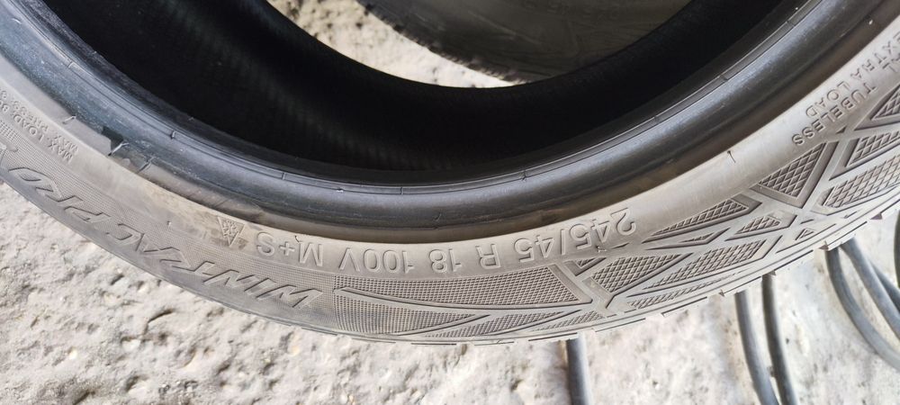 Гуми Vredestein Wintrack pro 245/45/18