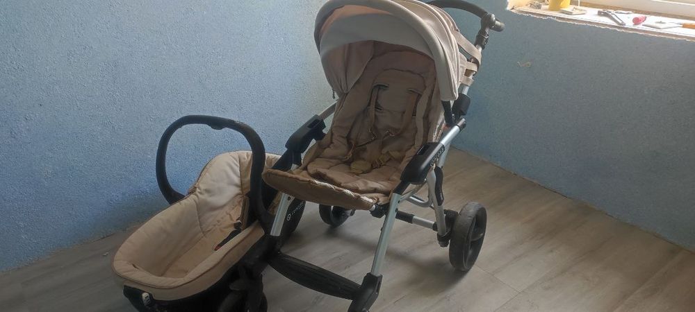 Коляска в хорошем состоянии