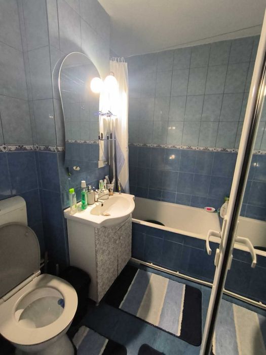 Apartament 3 camere decomandat cu doua balcoane- Campulung, Grui