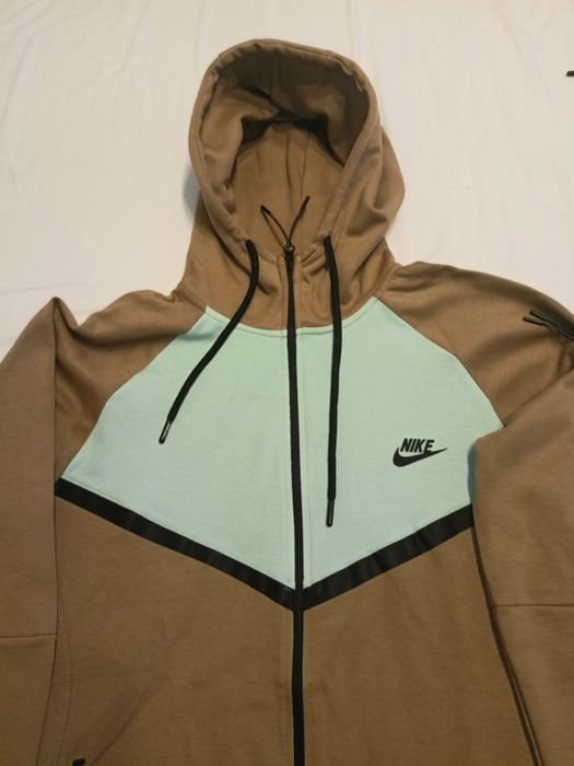 Спортен екип Nike tech fleece