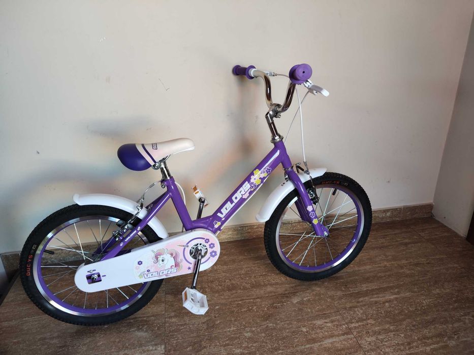 Bicicleta Copii 5-7 ani Velors culoare Mov ca Nouă folosită de câteva ori în parc. Model Unicorn Bicicleta fete. Bicicleta fetite