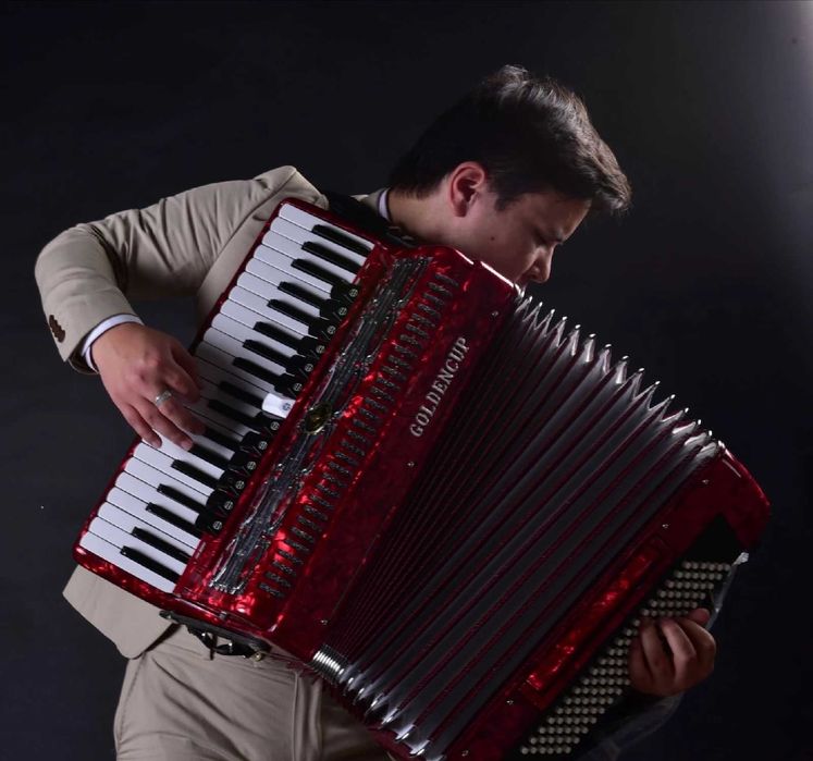 Тамада Асаба баян домбыра