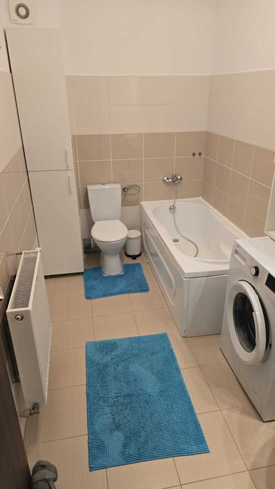 Inchiriez apartament cu 3 camere in Popesti Leordeni