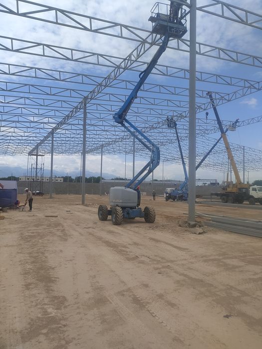 Подъемник коленчатый. Вышка