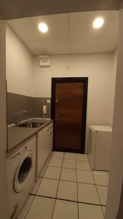 Офис в Лозенец с отделен вход – 30 кв.м, след ремонт, тиха локация