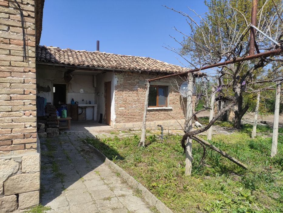 Продава се Къща в с. Белоградец, Област Варна - 120 кв.м за 319 €/кв.м - Снимка #3