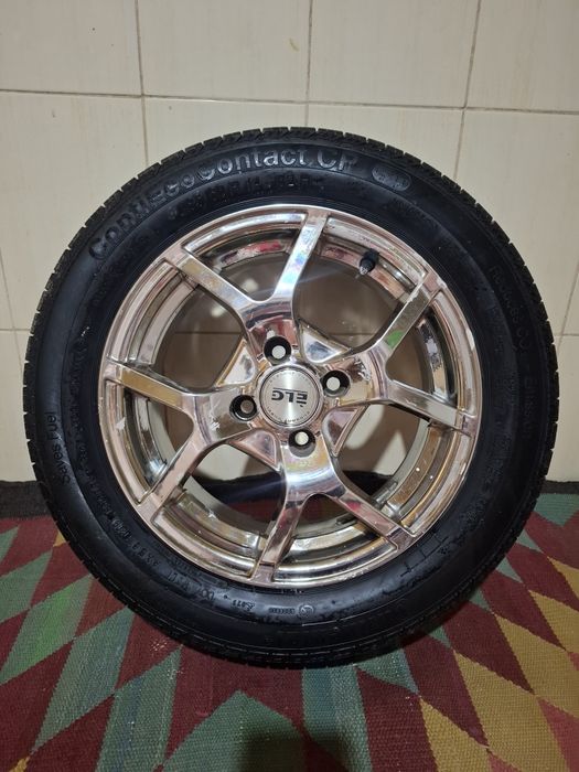 14 Saqa diska balon sotiladi.