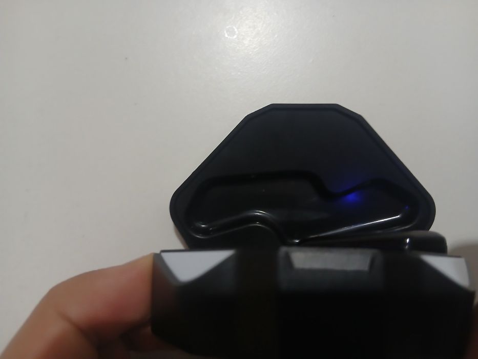 Наушники продам состояние хорошее