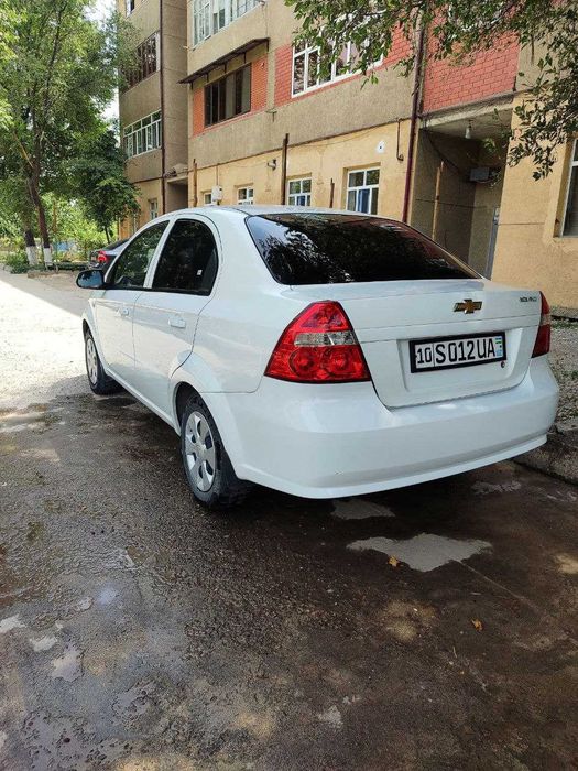 Продается Nexia 3