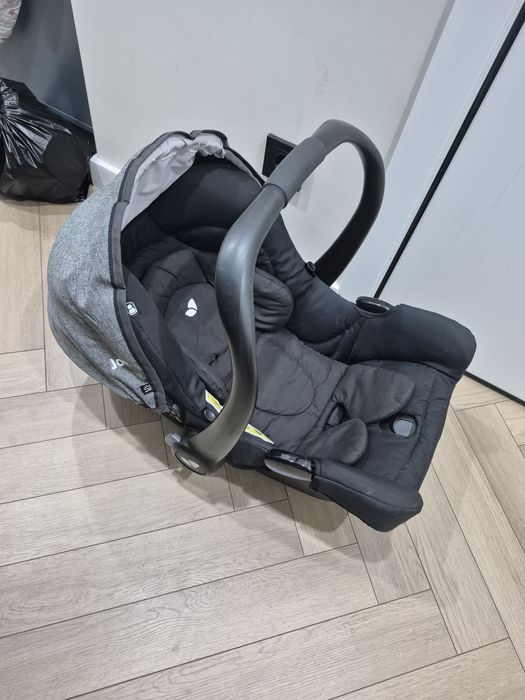 Продам автокресло до 13 кг