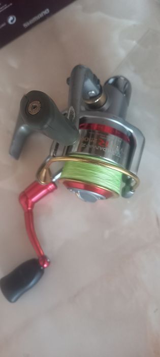 Shimano ultegra 4500xsc ; Shimano rarenium ci4+ 2500fb; team daiwa-z 2506c; Shimano sahara 3000ssdh hg-r