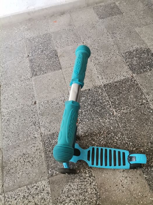 Детска тротинетка Moni