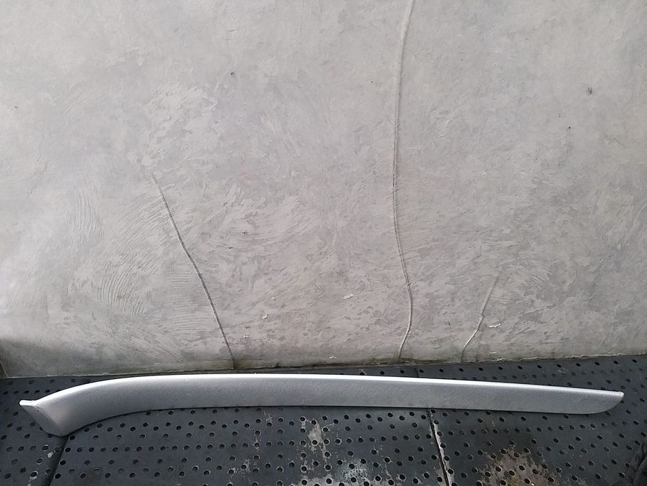 Ornament cromat usa dreapta fata audi a4 b7 8e 8e0867410