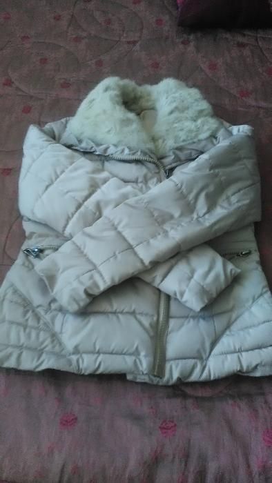 Дамско яке с естествена яка